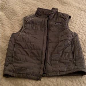 Men’s Patagonia vest